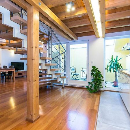 Attic Apartment By Wenceslas Square Praga Exterior foto